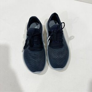 Crocs LiteRide RW 206705 Sneakers Blue/Navy/Gray Size 5 Women Waterproof
